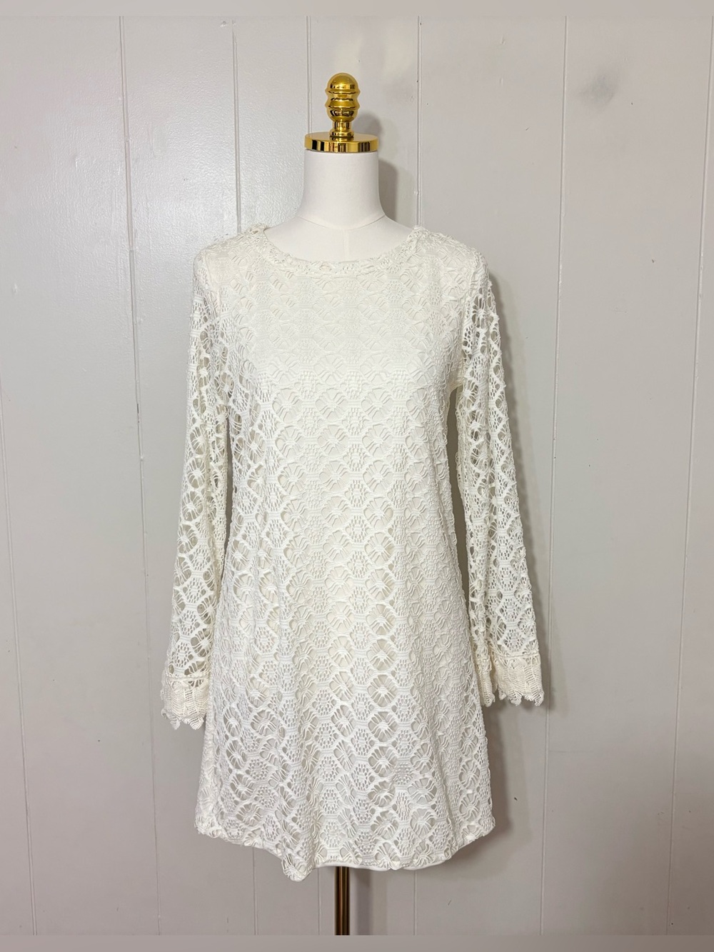 T-Bags Los Angeles Ivory Crochet Lace Long Sleeve Mini Dress Size L
